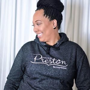 Meet your Posher, Safa